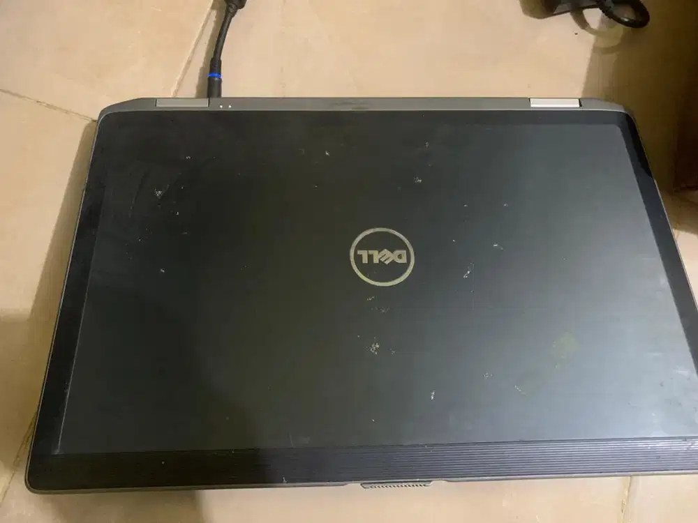 laptop latitude core i7 win 7 bisa up win 10, ram 4