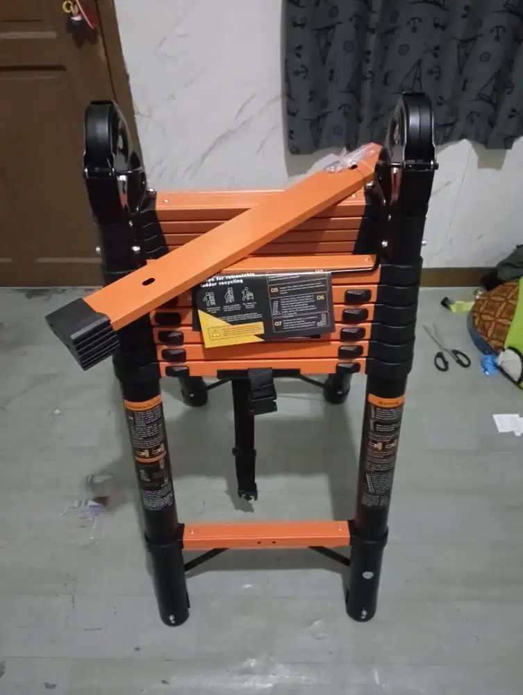 Tangga Teleskopik Double 2.9M+2.9M