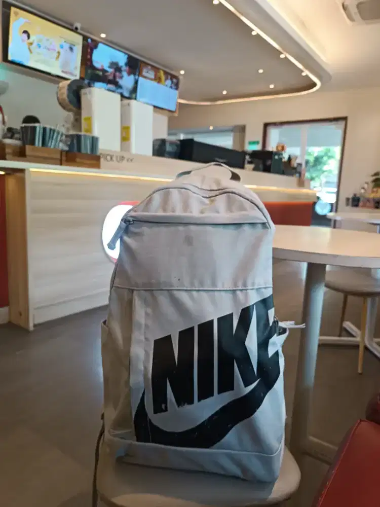 Tas Backpack Pria Branded