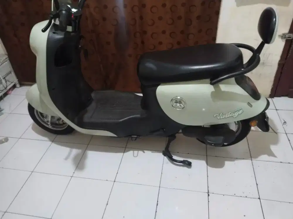 Di jual sepeda listrik AIMA