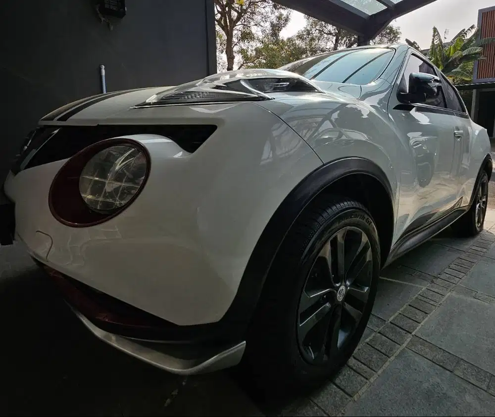 Nissan Juke Revolt 2015 Putih Interior Merah KM 85 Ribu Pajak Sep 2027