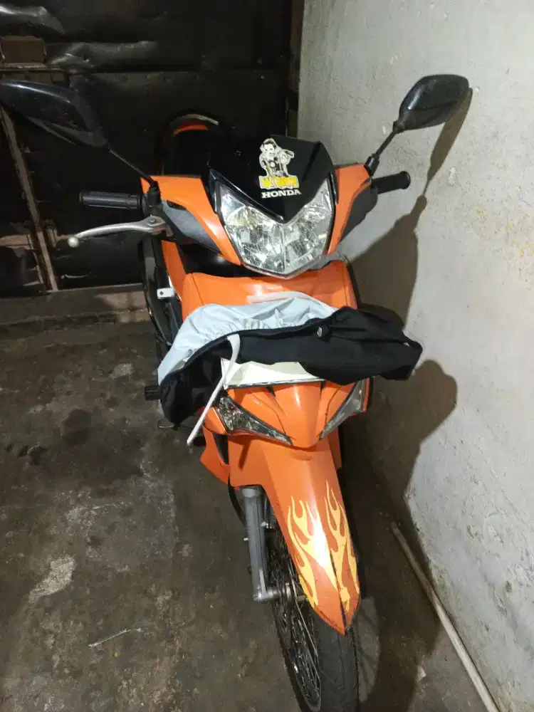 Di jual supra 125 2018