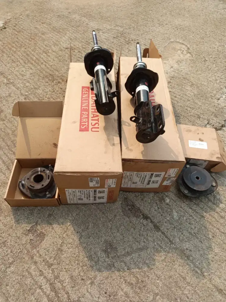 JUAL Shock breaker calya,Bekas(Msh Layak Pakai) ASLI, Depan