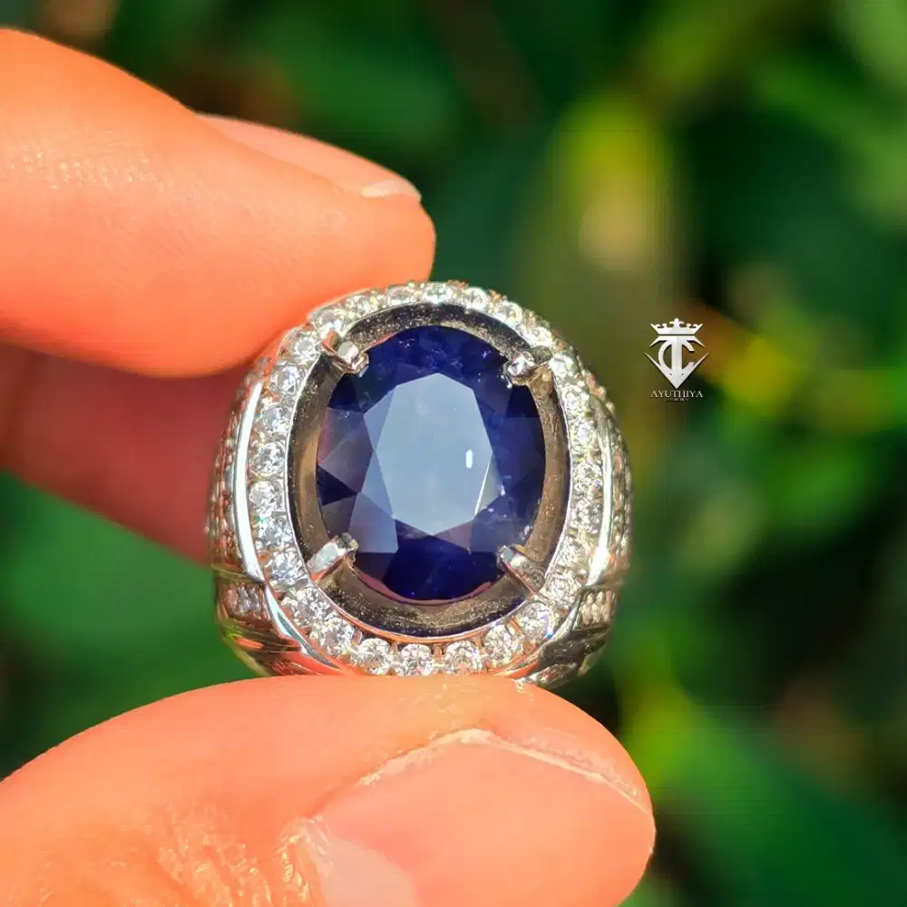 Batu Permata Natural Blue Sapphire SriLanka 10.51 Ct GRI Certified
