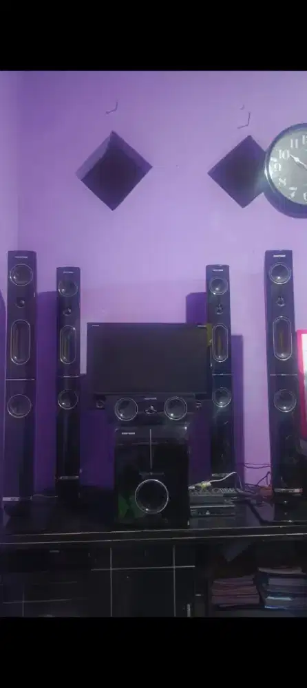 Di jual home Teather second 1 paket