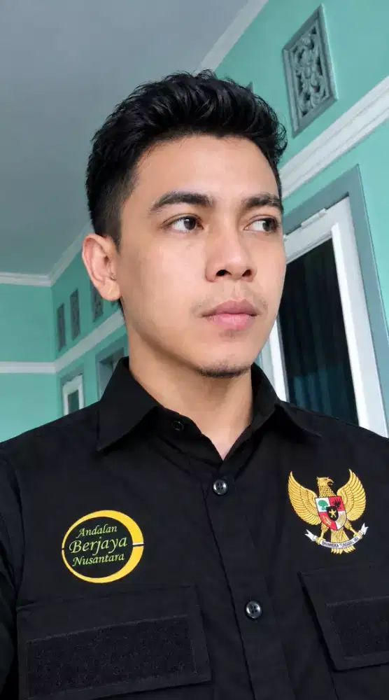 Saya lagi mencari pekerjaan