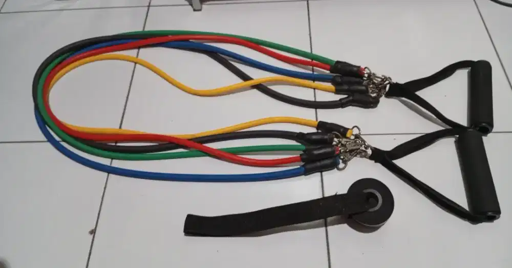 RESISTANCE BAND