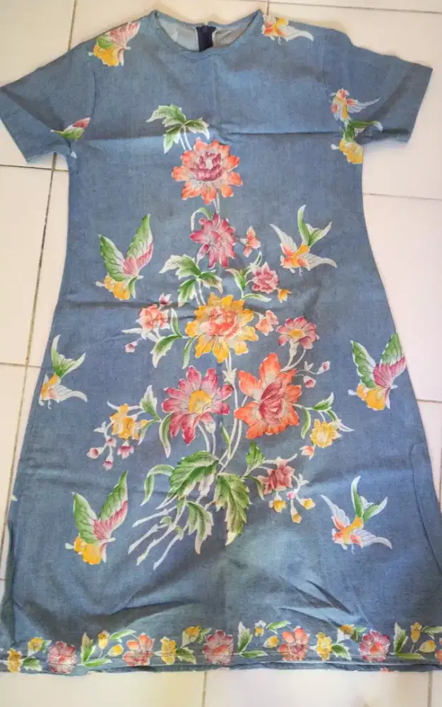 BAJU DRESS WANITA Like New