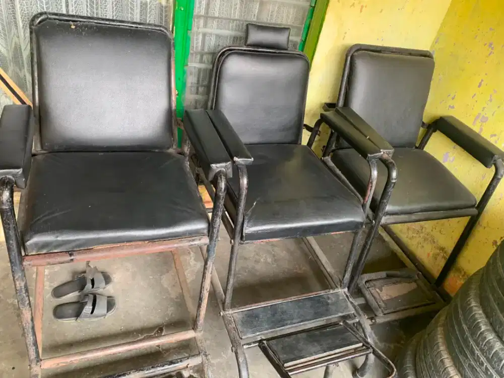 Dijual kursi pangkas dan mesin vakum