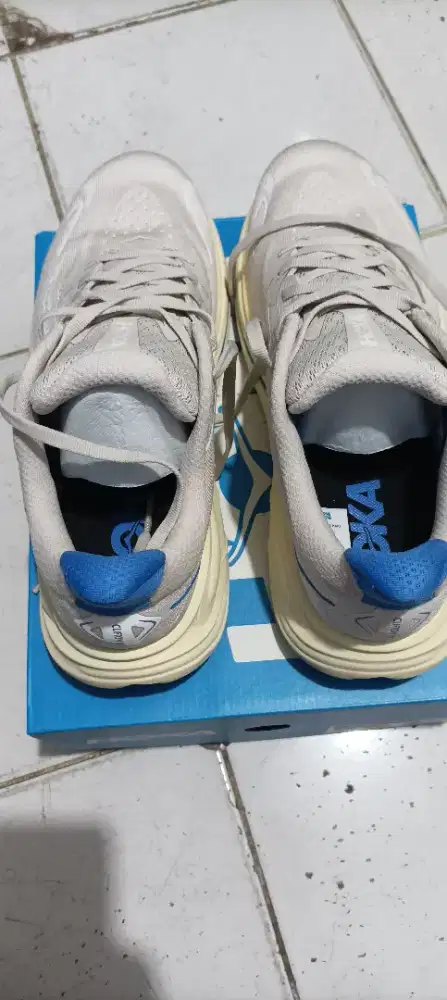 Hoka clifton 10