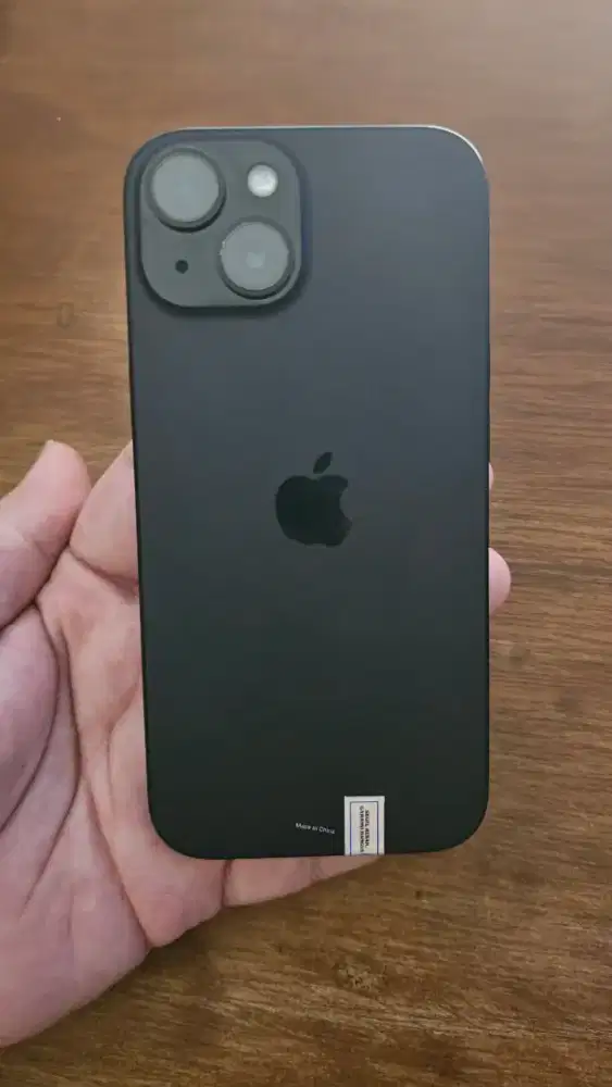 [WTS] iPhone 15 128GB Black Ex Ibox - Pemakaian Pribadi Mulus