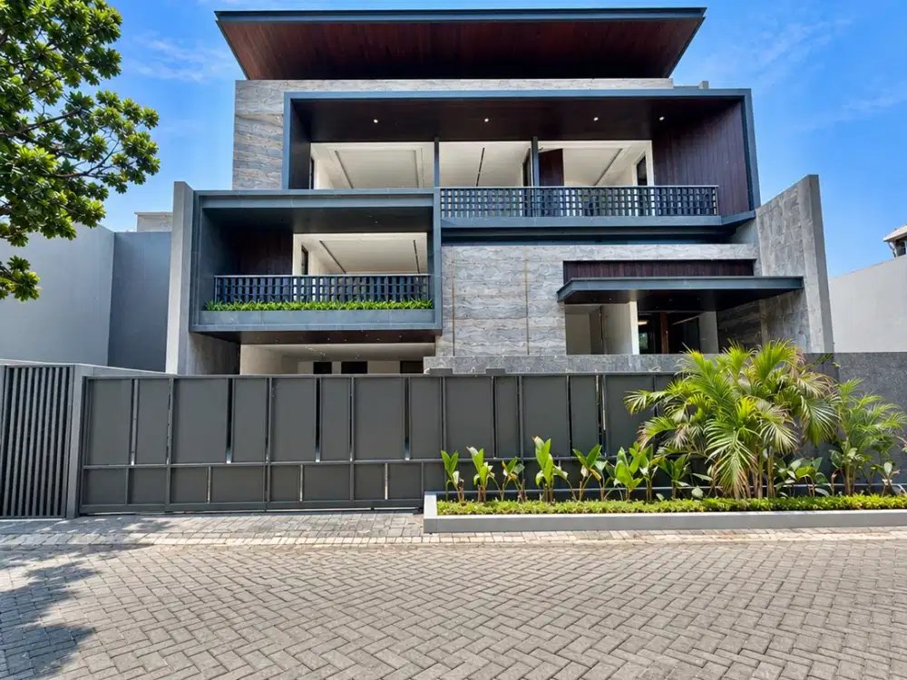 DIJUAL RUMAH IMPERIAL GOLF PAKUWON INDAH 5KT SPLIT LEVEL MEWAH