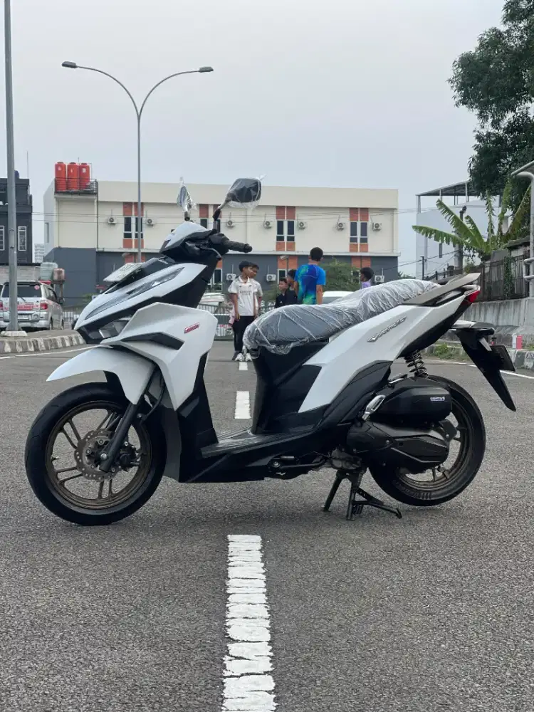 Cash Kredit VARIO 125 GEN 2 KEYLESS 2024