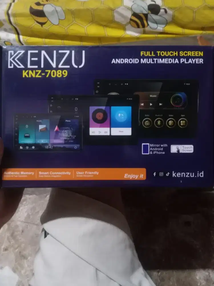 Head unit mobil, barang baru dibuka belum dipake sama sekali