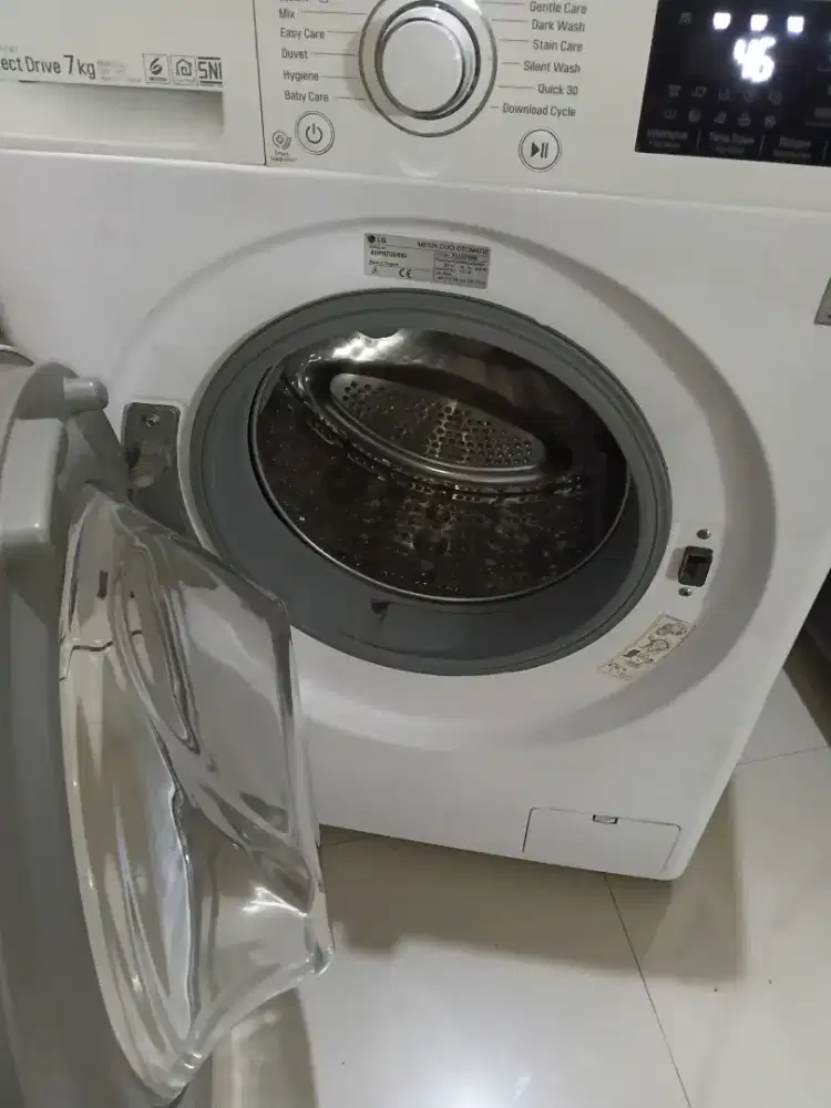 Mesin Cuci  LG 7 Kg