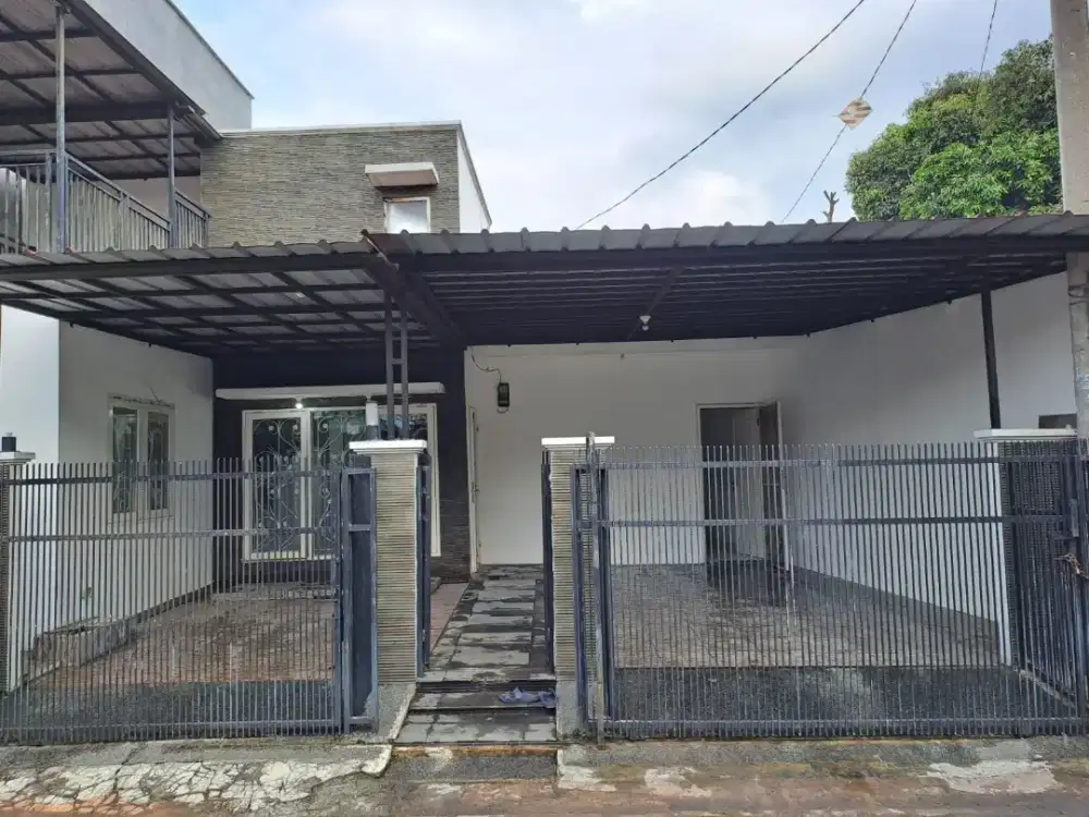 Jual cepat rumah hook siap huni dkt tol dan mall Cikokol Tangerang