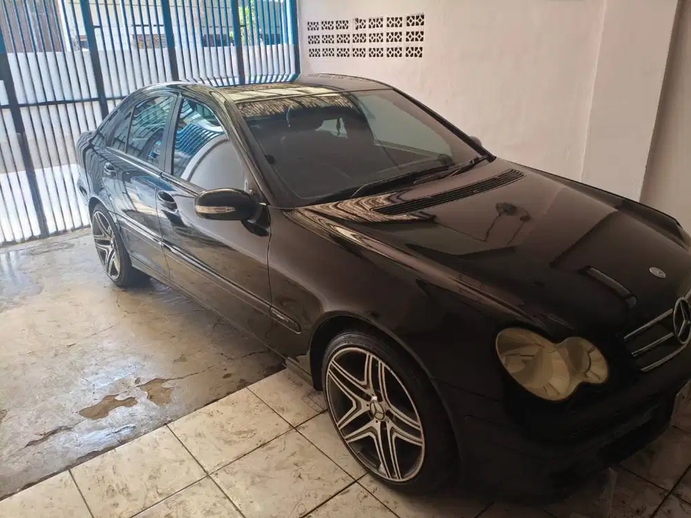MERCEDES BENZ C 230 TAHUN 2007 PEMAKAI BUKAN EKS TAXI