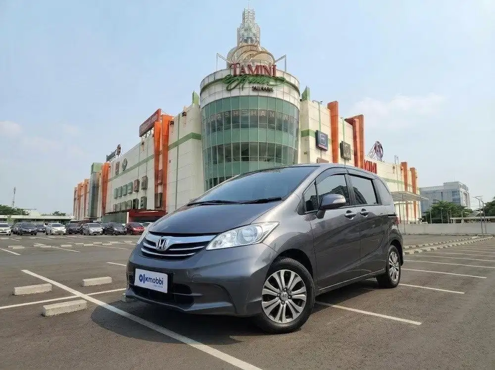 PROMO WEEKEND SALE - Honda Freed 2015 VMM