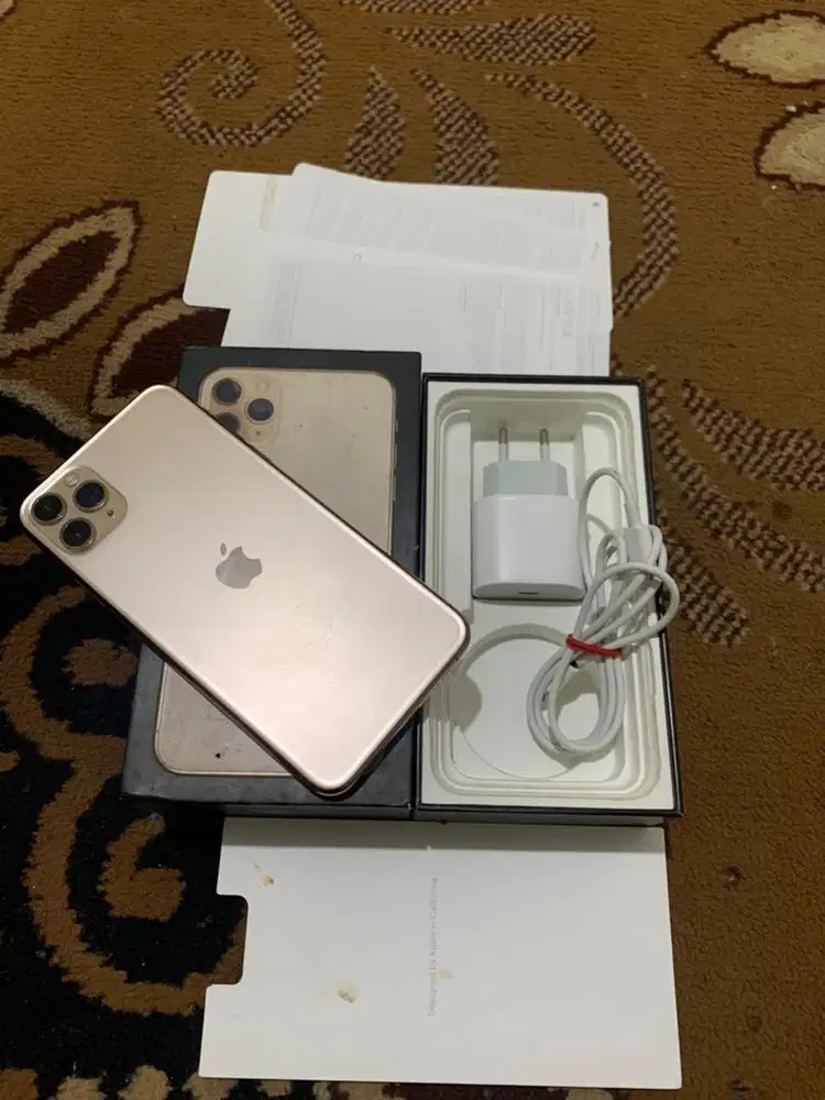 iPhone 11 promax 256gb iBox lengkap