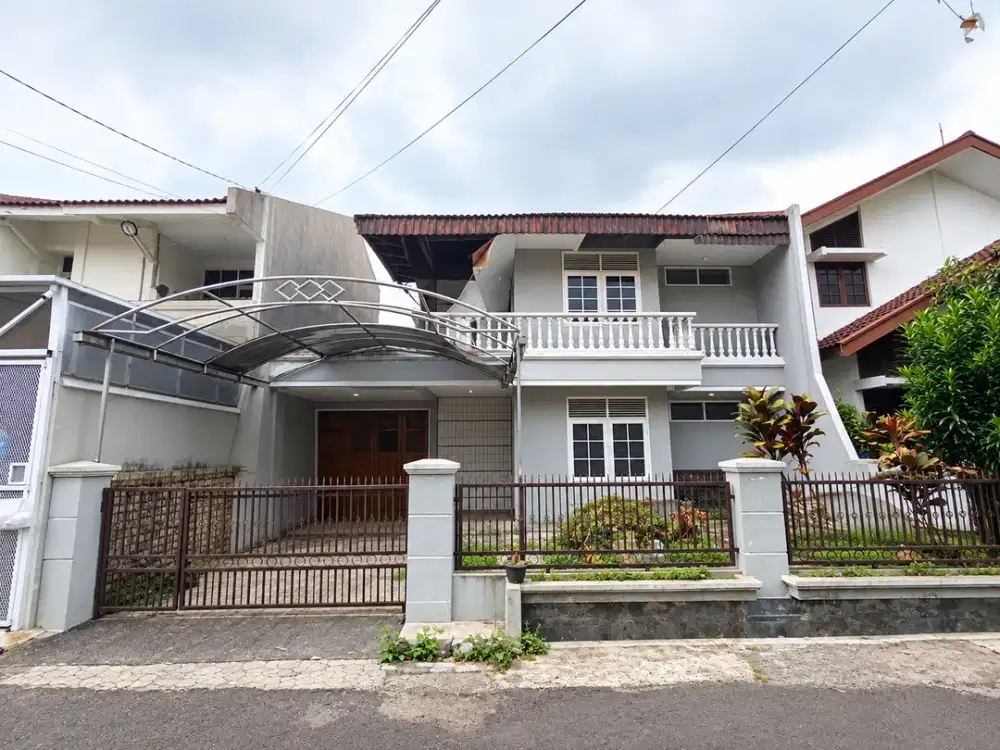 Rumah Hitung Tanah di Turangga Bandung