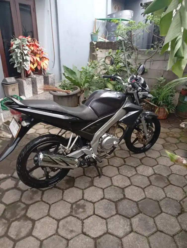 Yamaha Vixion Old 2010 | Pajak Hidup | BPKB STNK Lengkap | Nego