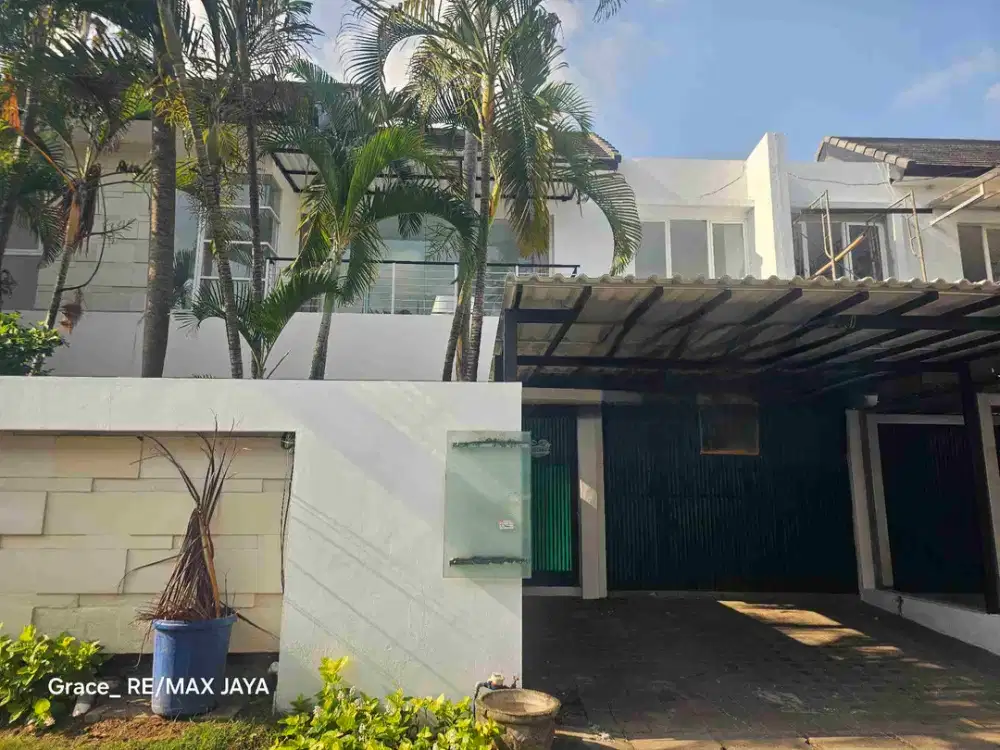 Dijual/Disewakan Rumah Dalam Komplek One Gate Ekslusif Area Sunset Road Kuta