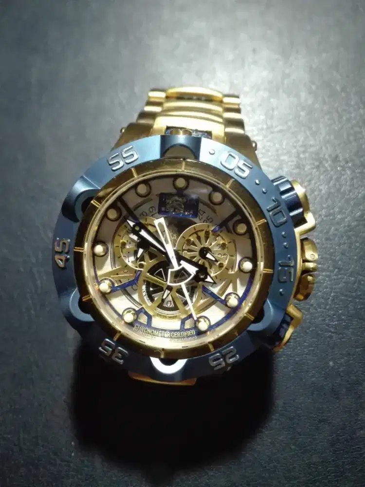 Jam Tangan Invicta Swis Made Yellow Blue.
