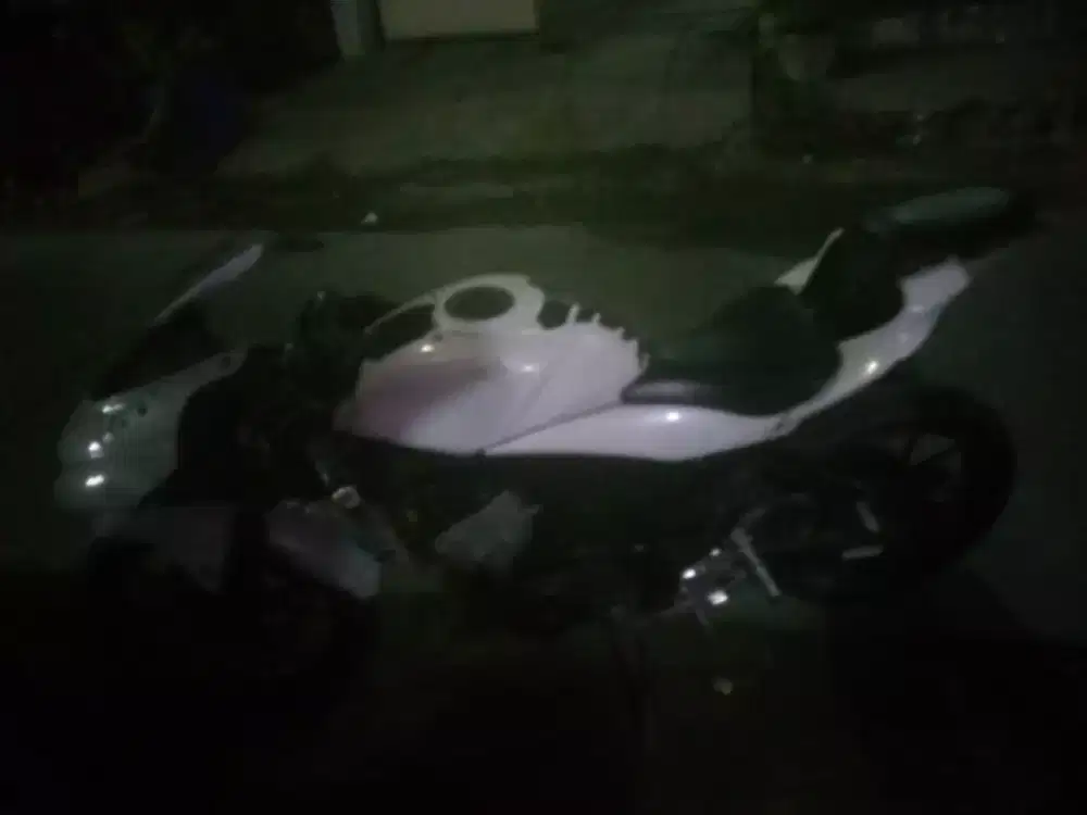 Dijual cepat susuzi GSX 150R