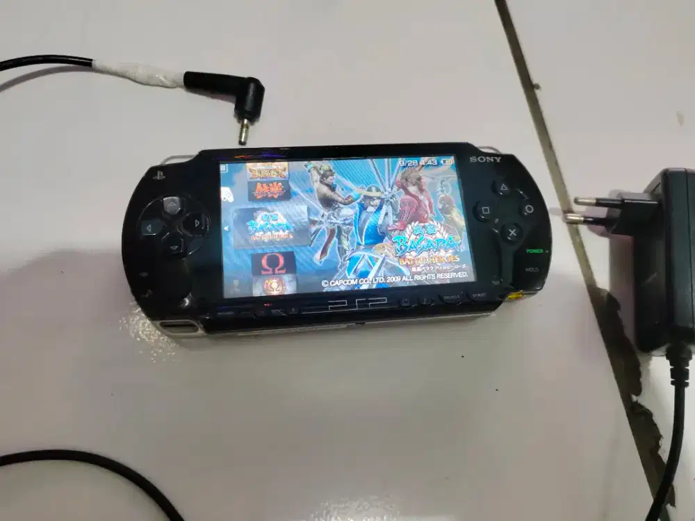 Psp 1001 kondisi normal tinggal pake