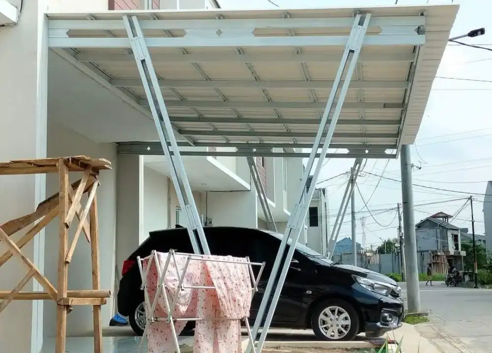 Kanopi baja ringan
