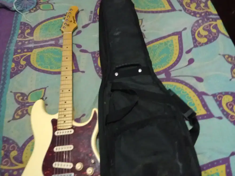 Jual gitar listrik legacy EG100