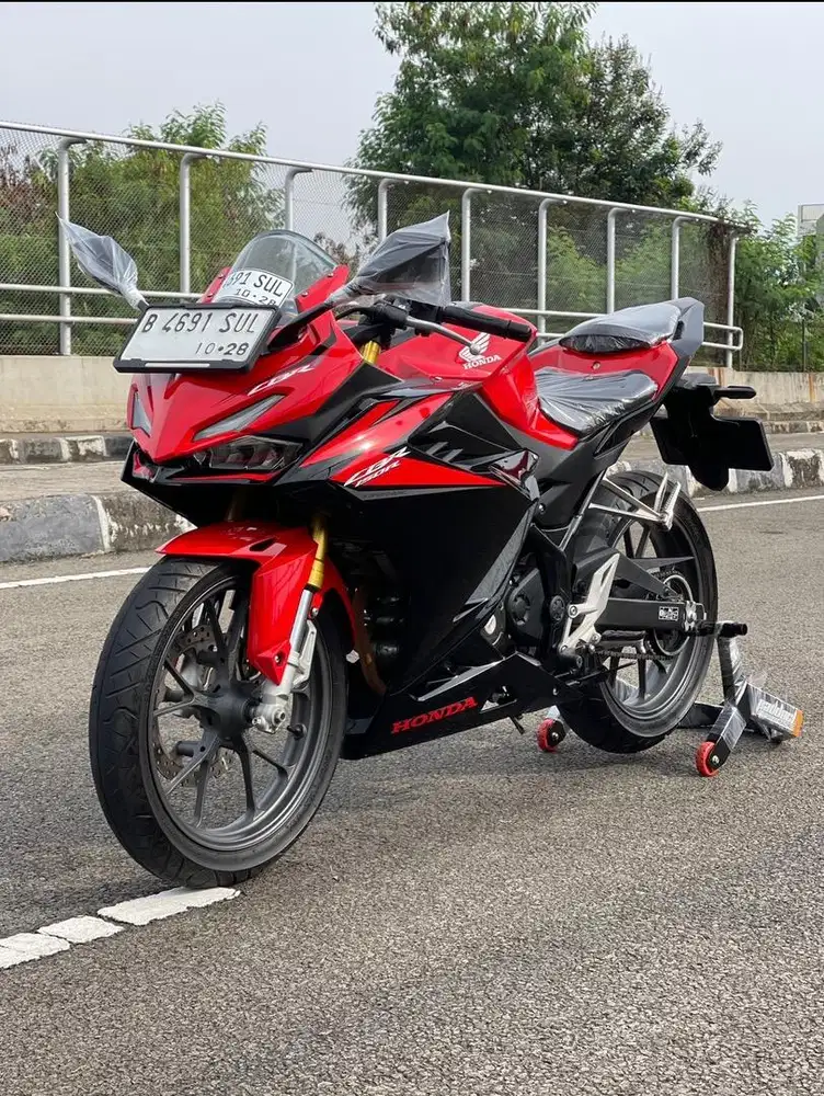 Cash/Kredit Honda New Cbr 150 Tahun 2023 DP 500 RIBU