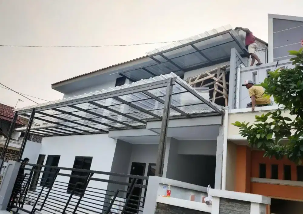 Kanopi baja ringan