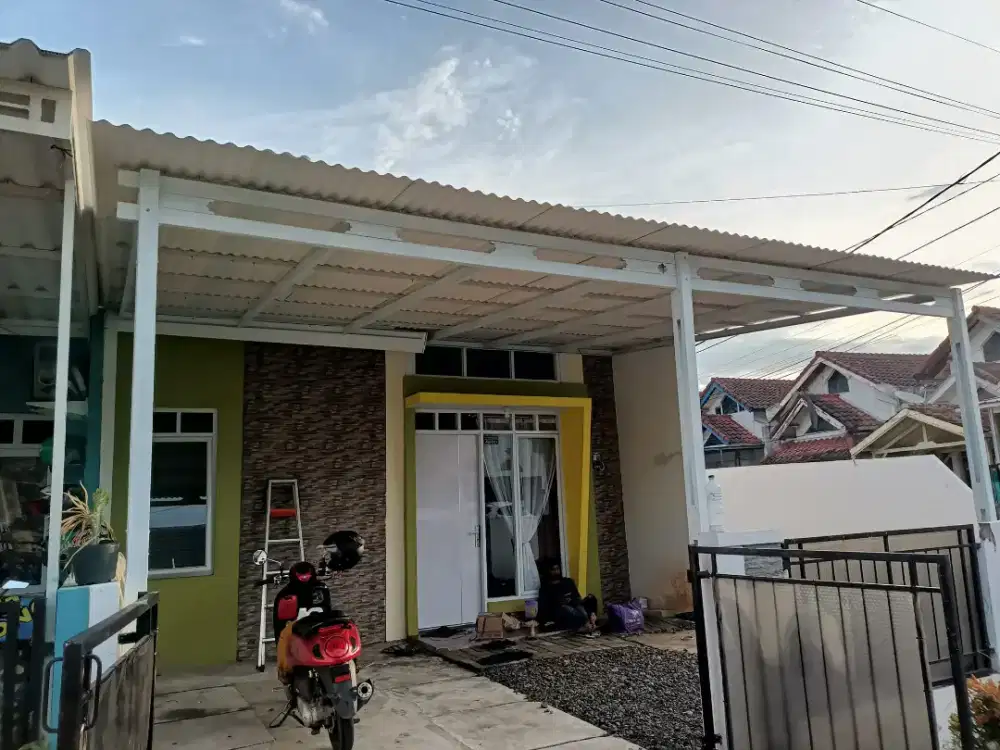 Kanopi baja ringan