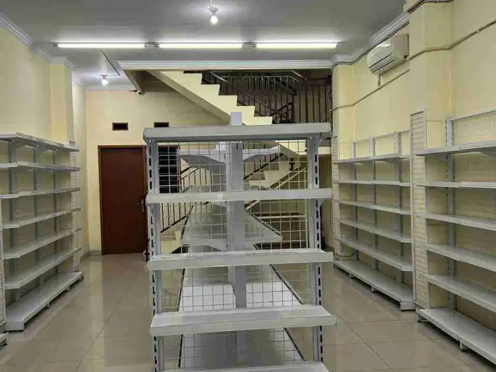 Disewakan Ruko Rame Siap Usaha Di Harapan Indah Bekasi