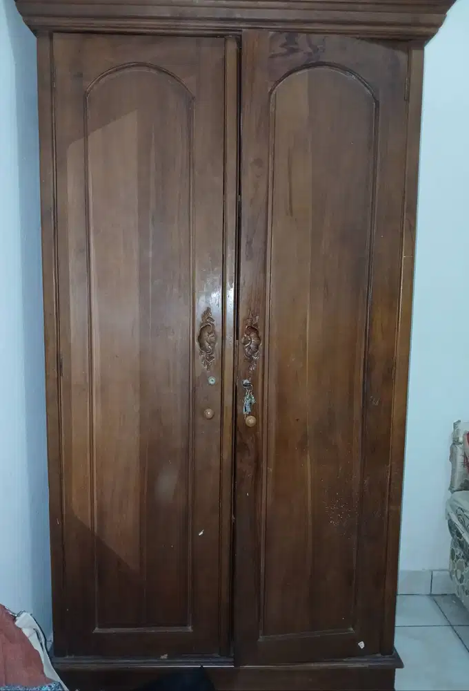Lemari jati 2 pintu