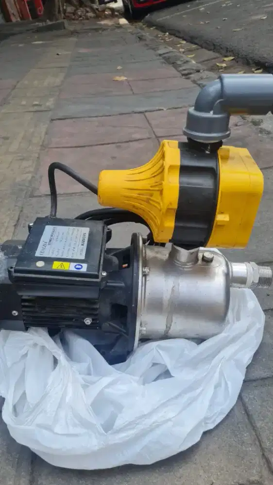 SERVICE POMPA AIR PANGGILAN. ( JETPUMP DAN SUBMERSIBEL. )