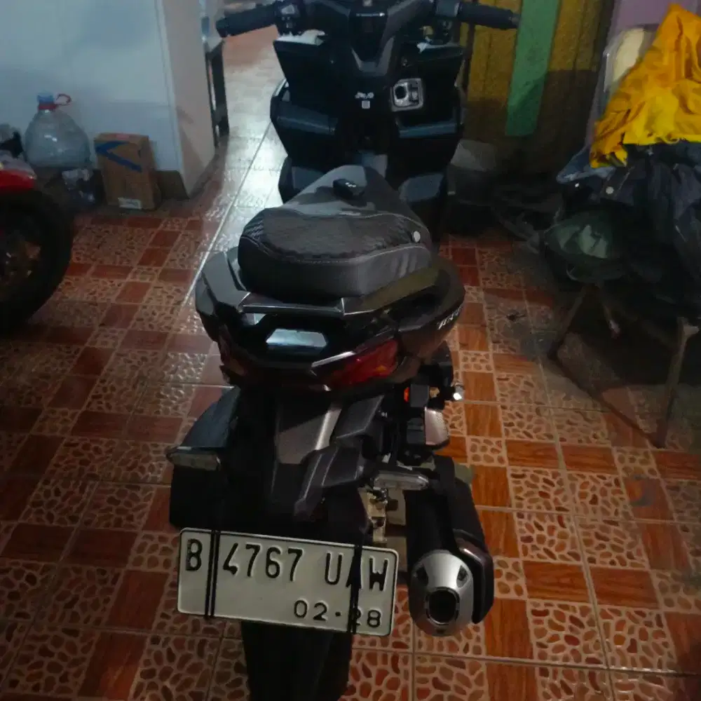Di jual motor vario160 tahun 2023