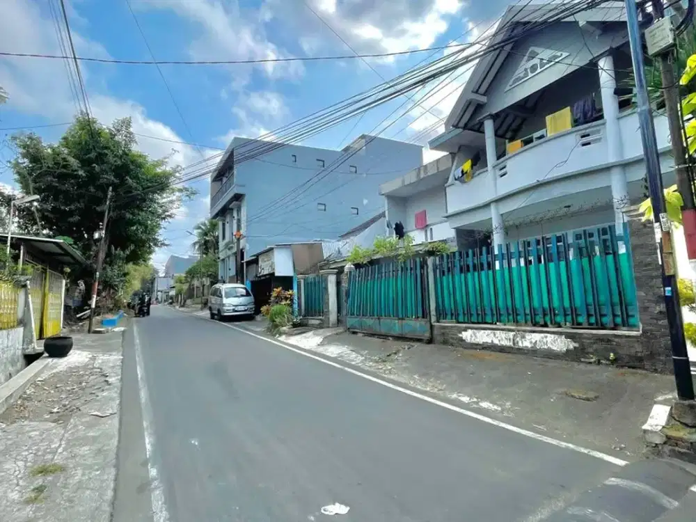 DIJUAL TANAH BONUS BANGUNAN KOST SIGURA-GURA KOTA MALANG DEKAT HANYA 700 METER DARI KAMPUS UB
