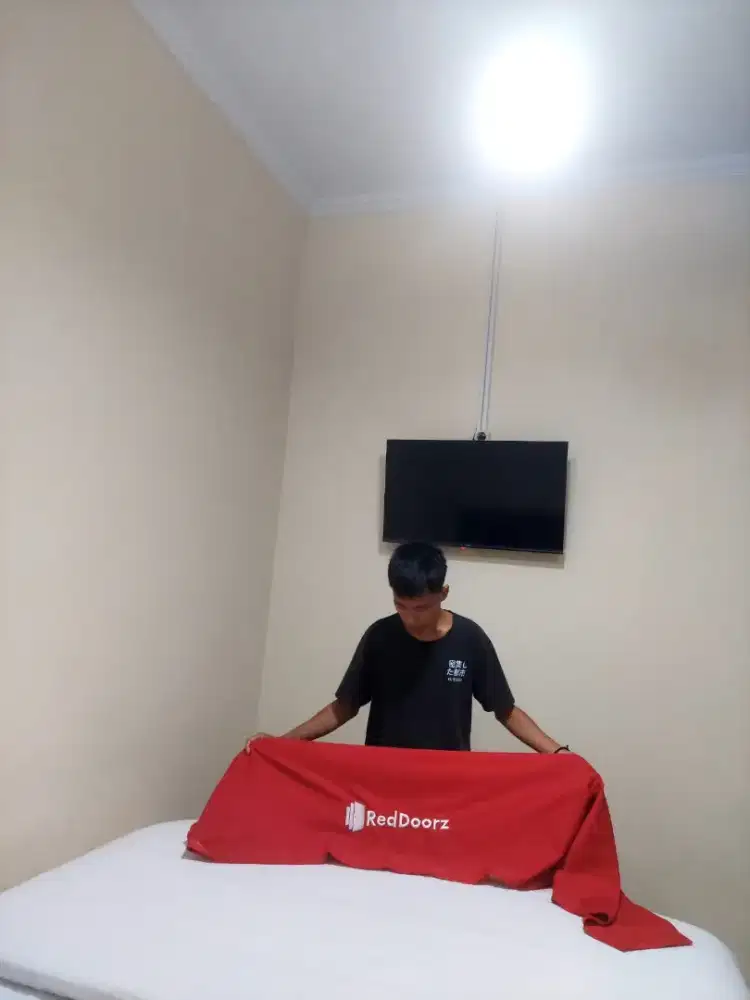Cari kerja yang ada mess nya