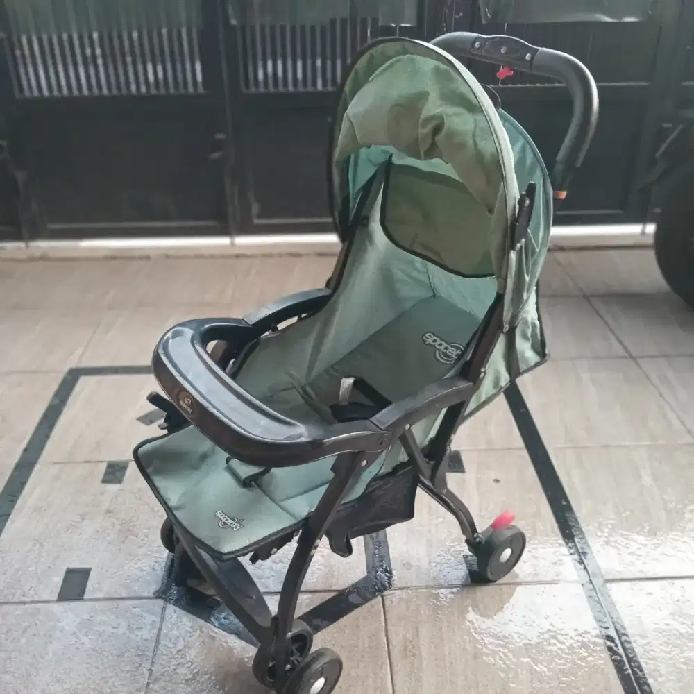 Stroler Bayi Spacebaby masih bagus