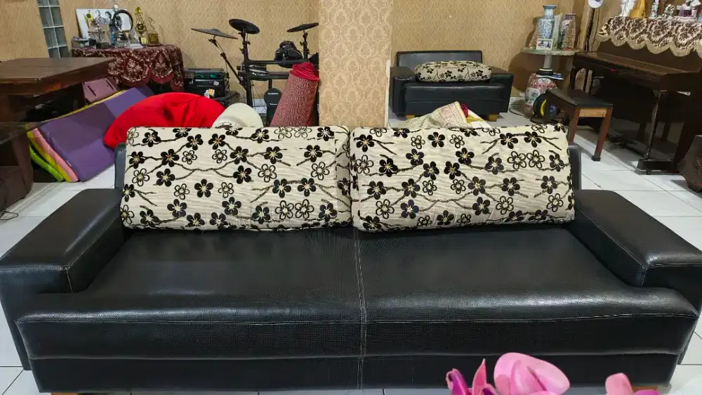 ​Dijual 1 Set Sofa Minimalis Minimalis & Elegan