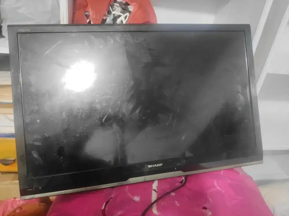 WTS Tv LCD 32Inci