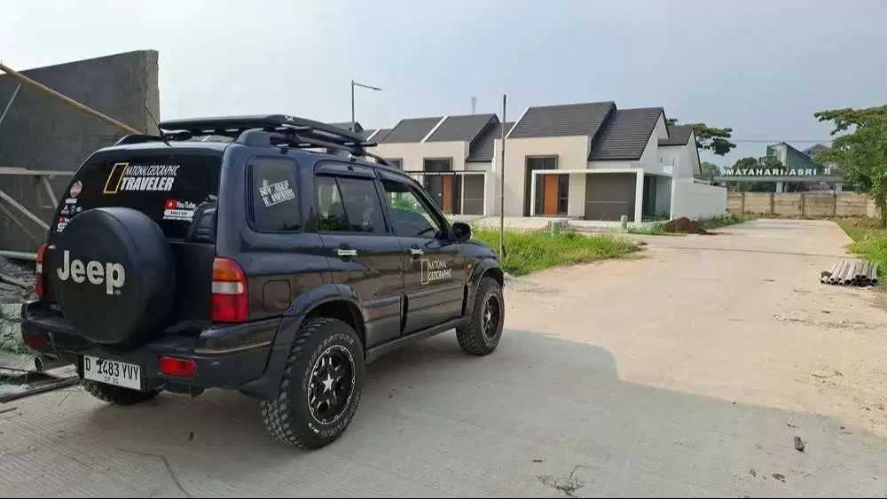 Suzuki Escudo 2002 2.0 Bensin MT Manual