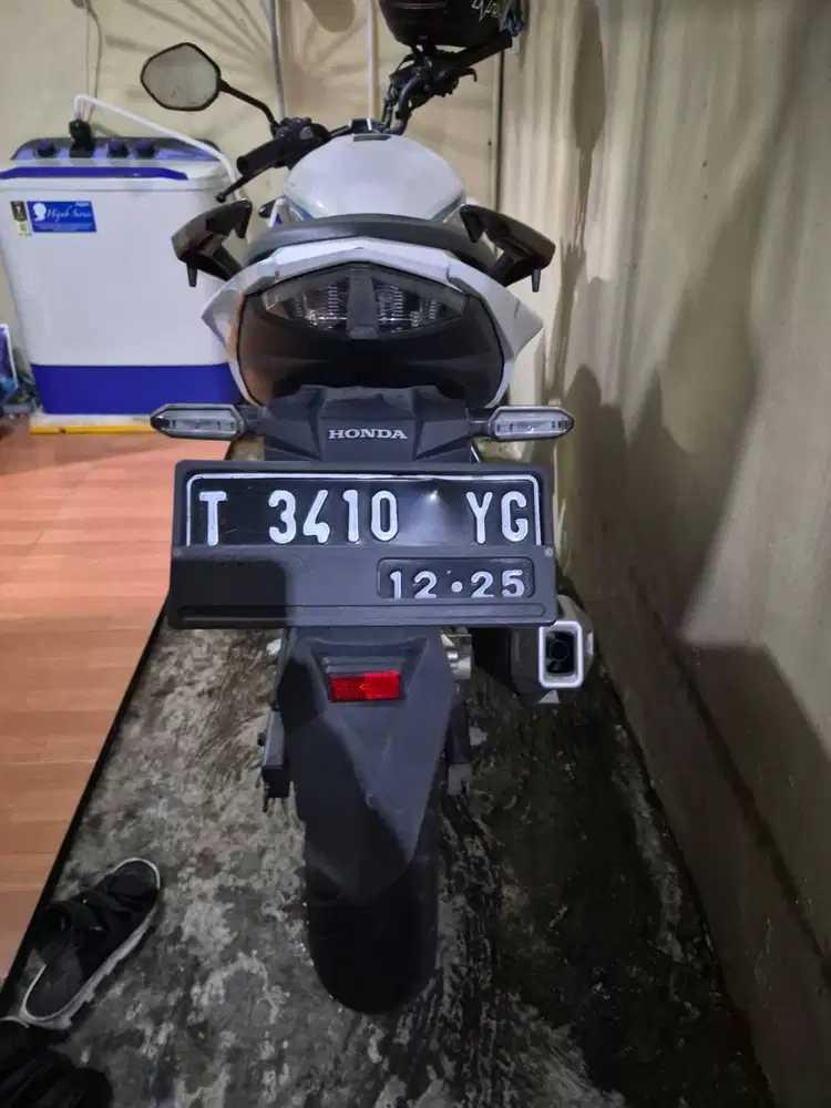 Dijual motor honda cb150 R