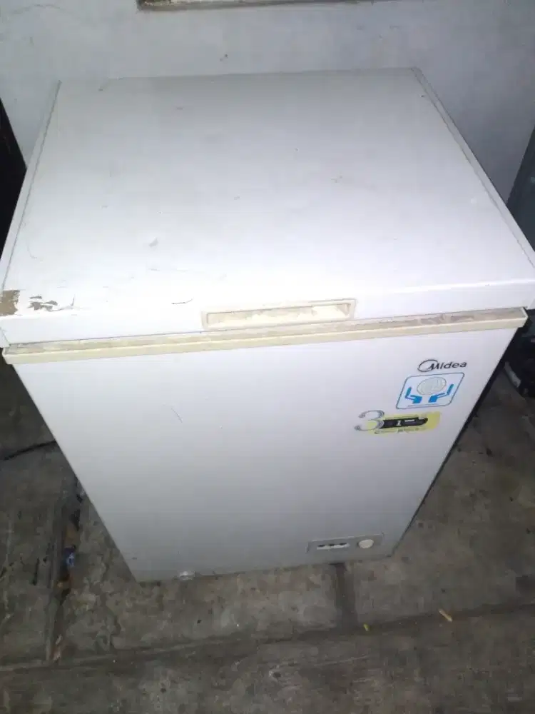 DIJUAL FREEZER BOX MIDEA
