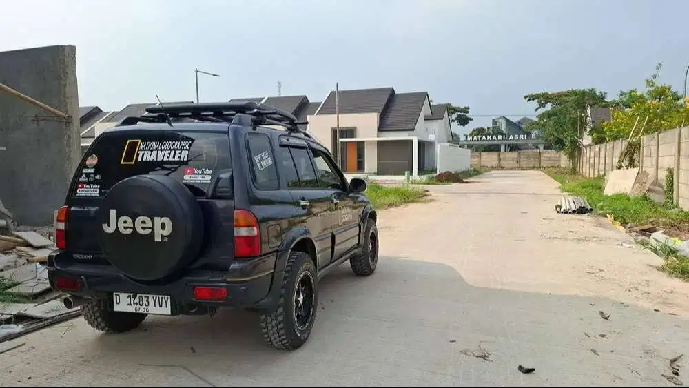 Suzuki Escudo 2002 2.0 Bensin MT Manual