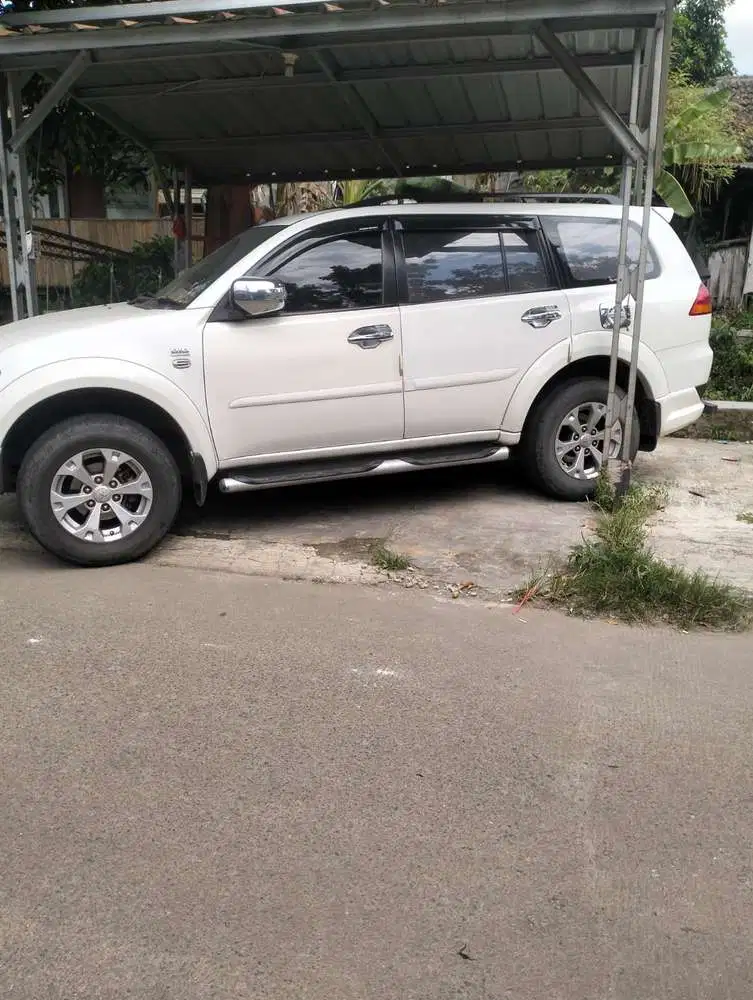 Mitsubishi Pajero 2013 Hybrid