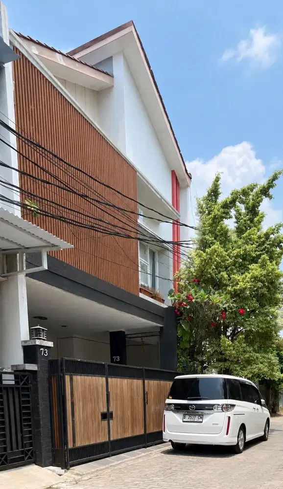 Rumah Di sewakan Dalam Komplek DDN Pondok Kelapa - Steategis