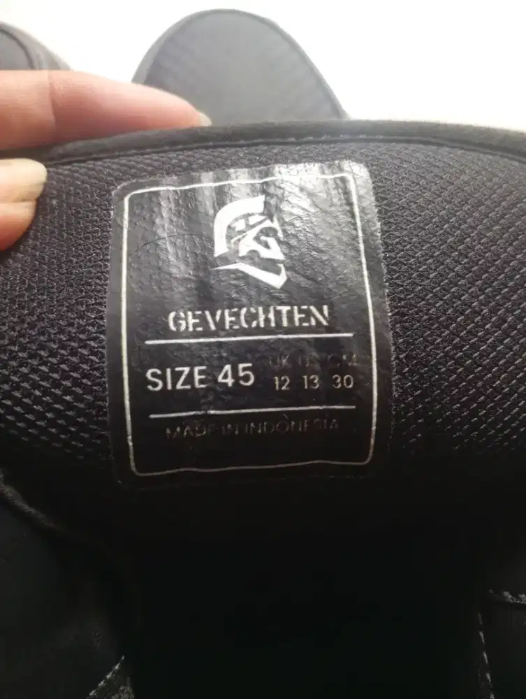 Jual sepatu dinas